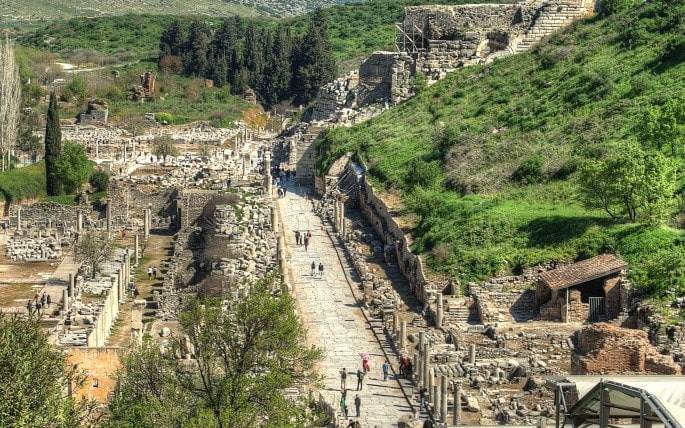Complete Guide to Ephesus Antique City and its Remains