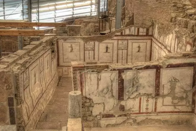 Complete Guide to Ephesus Antique City and its Remains